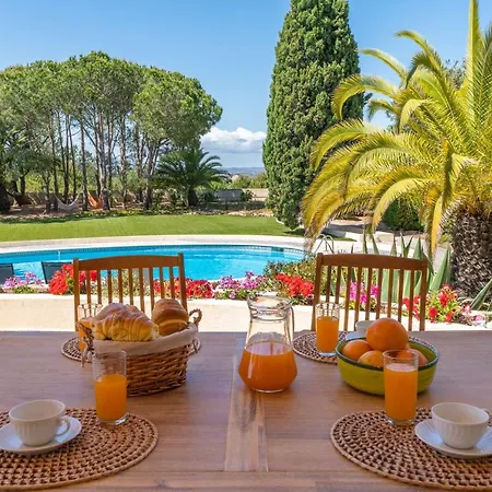 Villa With Private Pool And Garden In Carvoeiro (Lagoa)