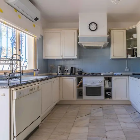 Villa With Private Pool And Garden In *