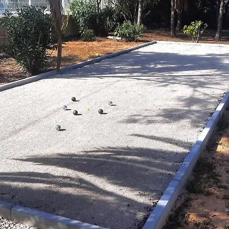 With Private Pool And Garden In * Carvoeiro (Lagoa)