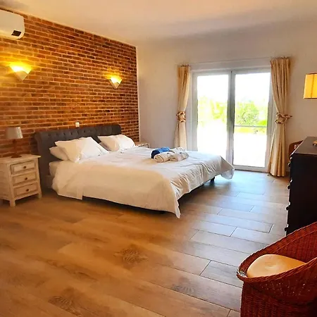 Villa With Private Pool And Garden In *